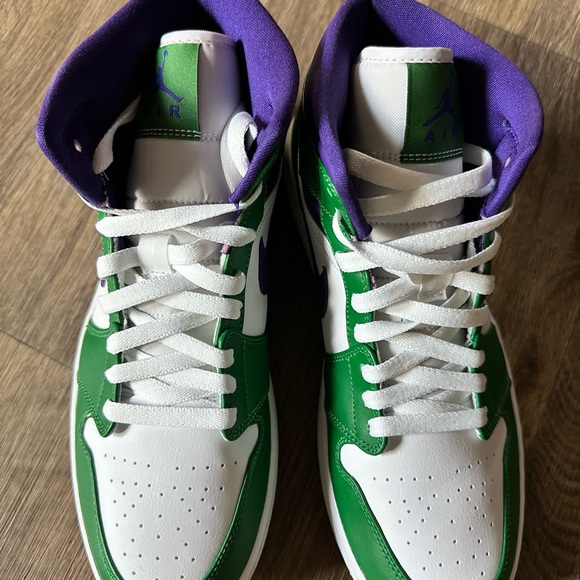 AIR JORDAN 1 MID, size Men’s 9.5, - Picture 1 of 6